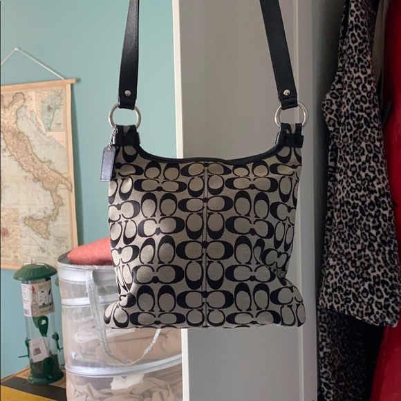 Coach shoulder bag - Picture 4 of 5